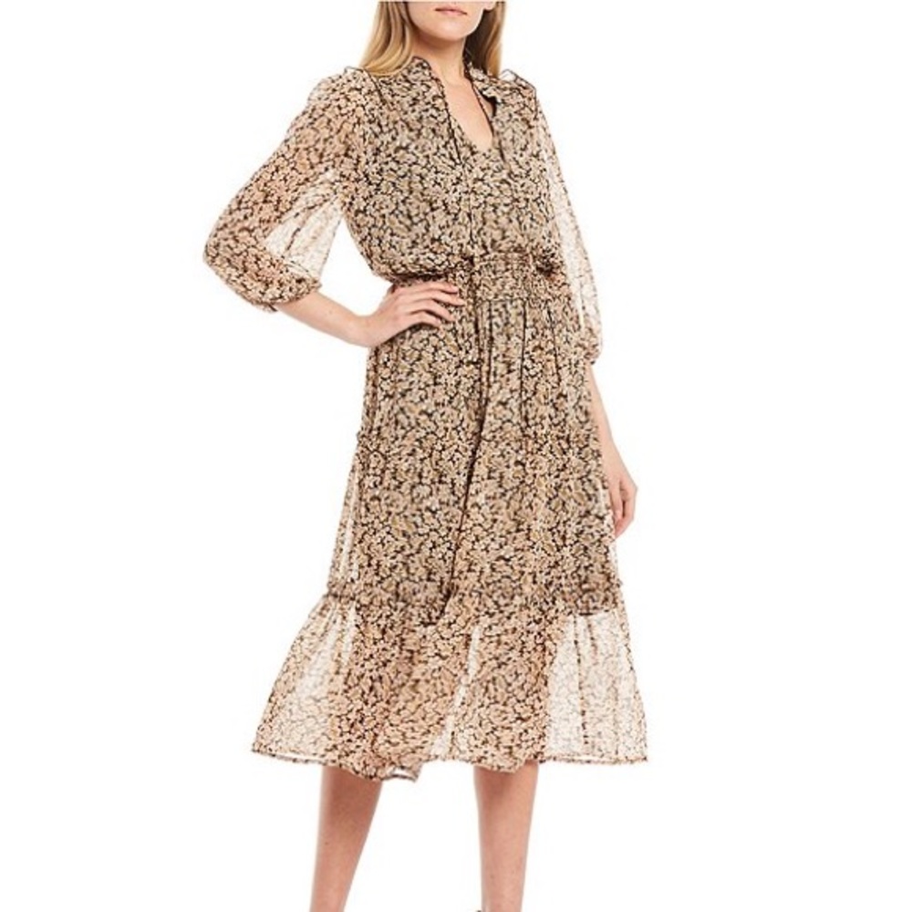 NWT! Blu Pepper Floral Tiered Midi Dress